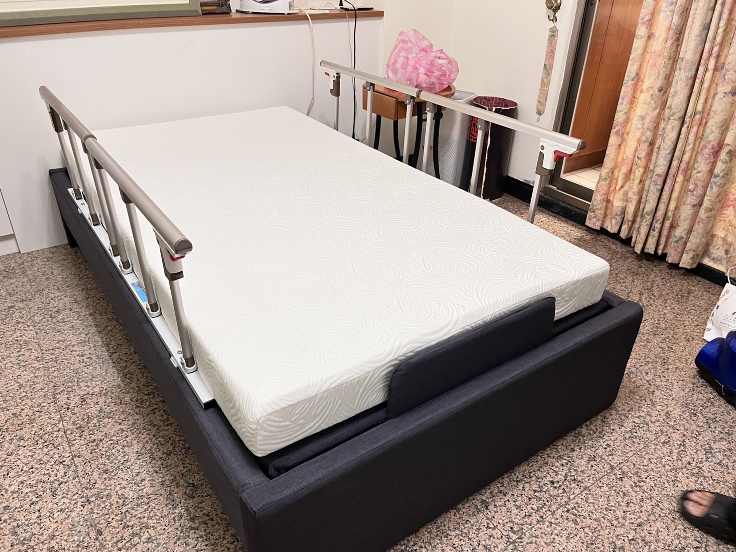 穗寶康床墊專賣店,台中大甲林◯◯,購買穗寶康FB3.5美式電動床照護款